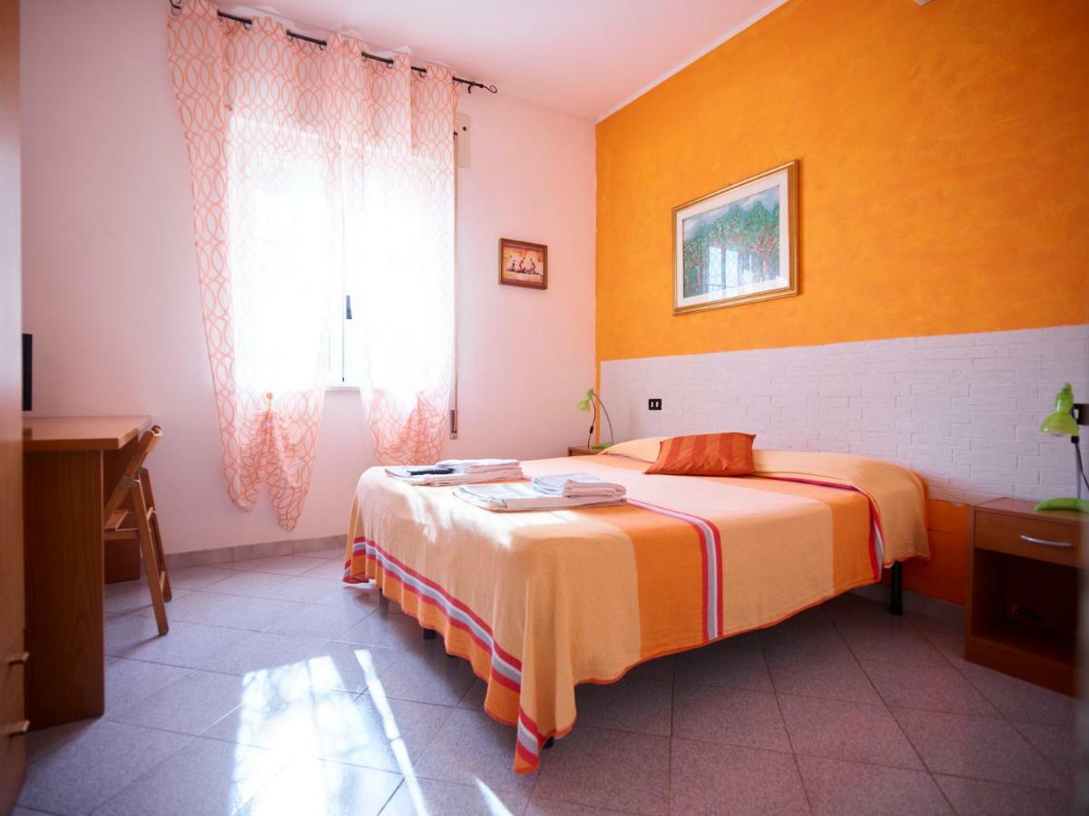 Bed and Breakfast Solerosa à Fondi Extérieur photo